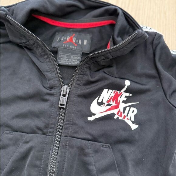 Nike air Jordan kids zip up sweater size 2T black red - Picture 4 of 6